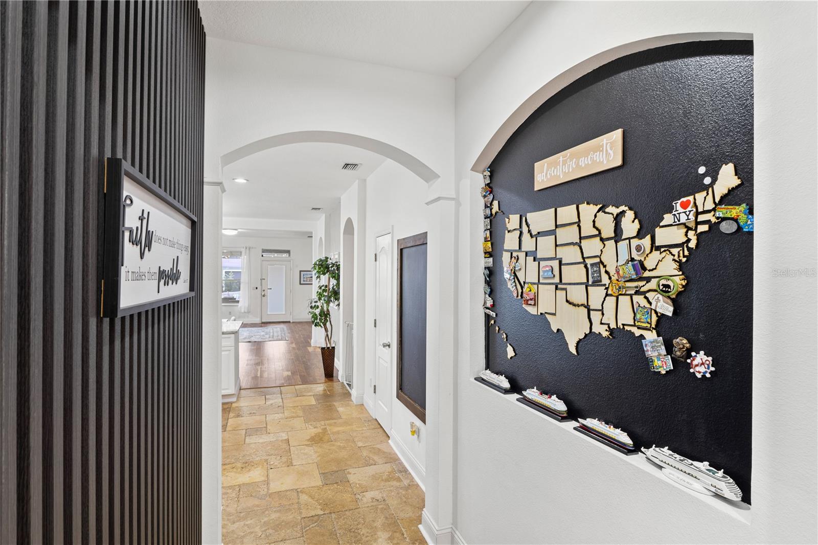 LAKES OF WINDERMERE PH 1 - Residential