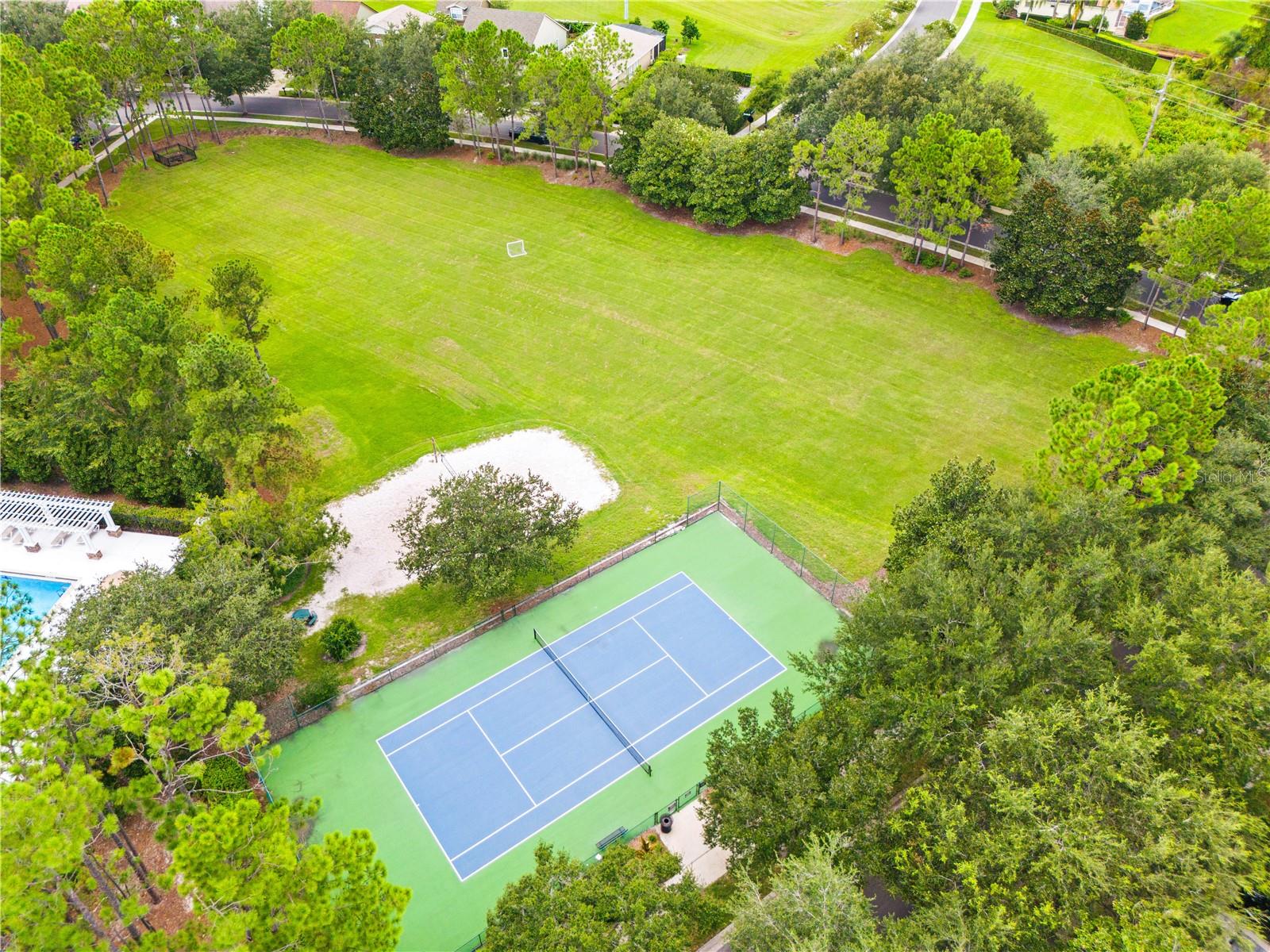 LAKES OF WINDERMERE PH 1 - Residential