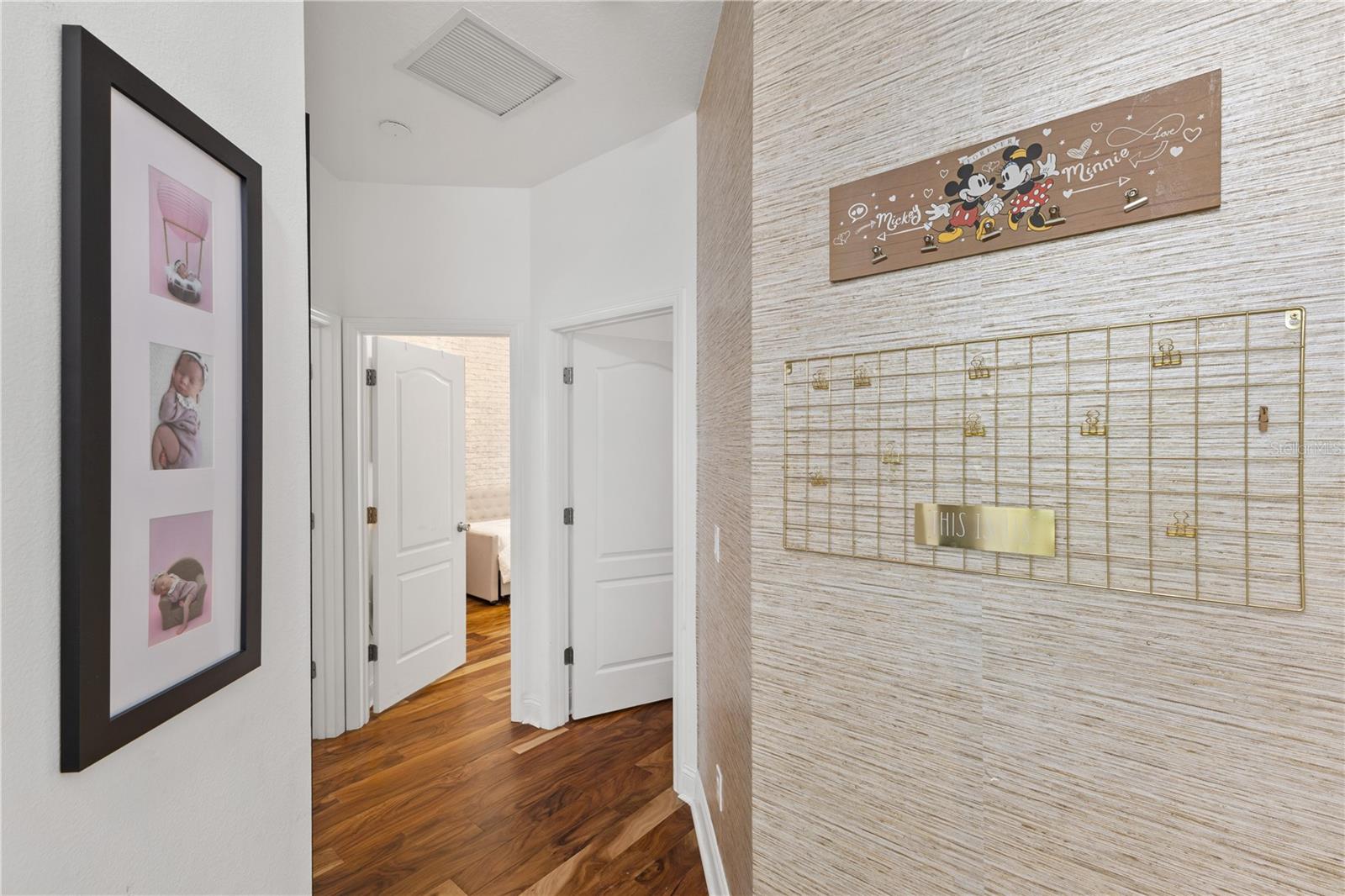 LAKES OF WINDERMERE PH 1 - Residential