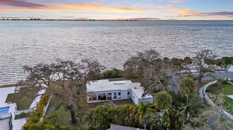 Photo of 820 Indian Beach Drive, Sarasota, FL 34234 (MLS # A4682897)