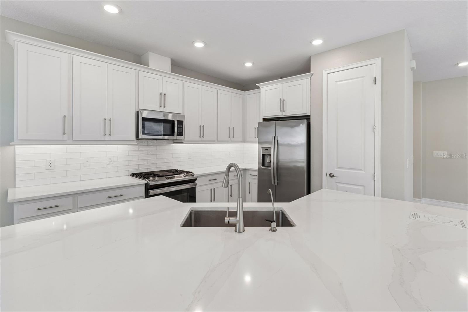 ESTANCIA PH 4 - Residential