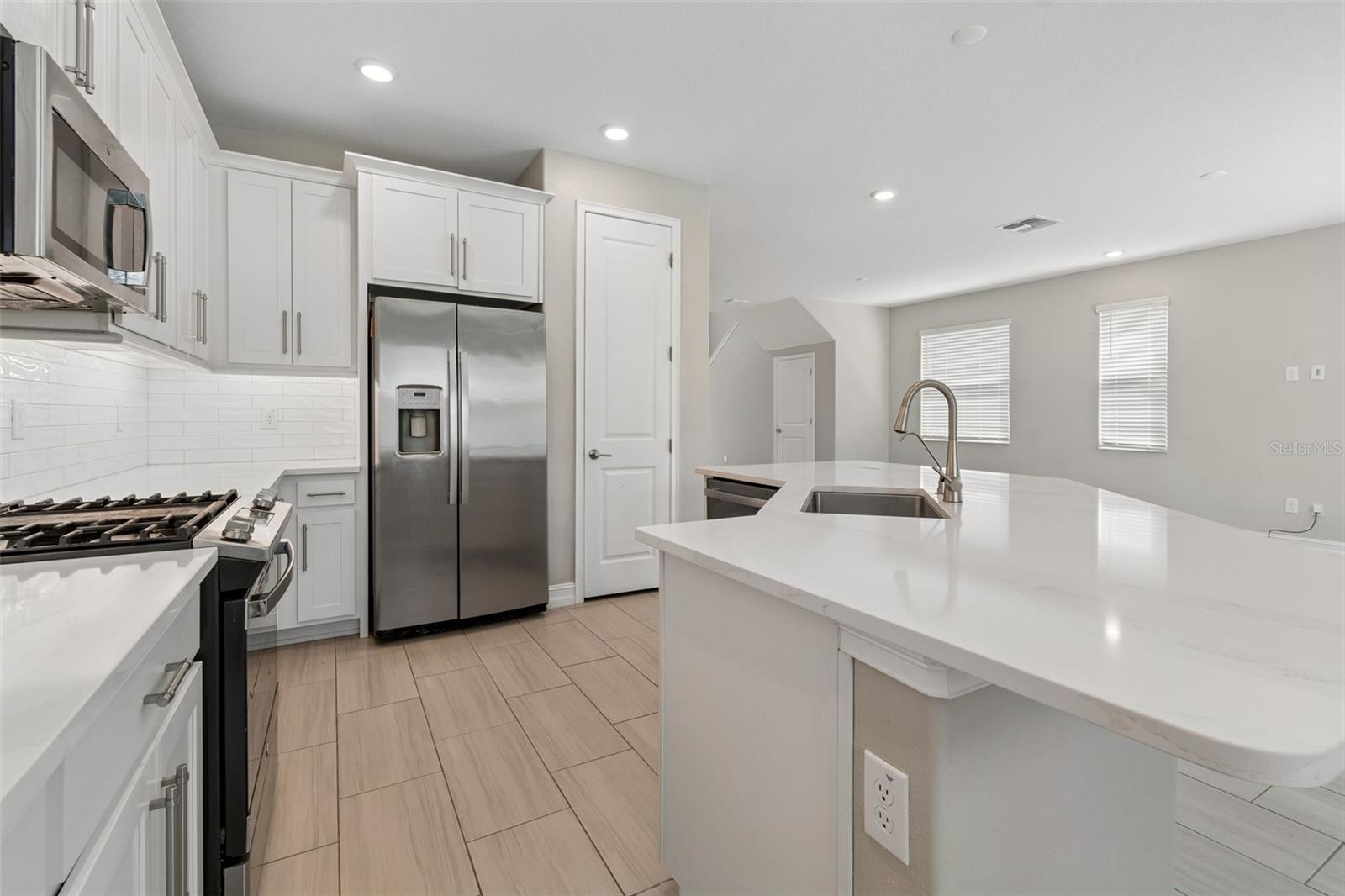 ESTANCIA PH 4 - Residential