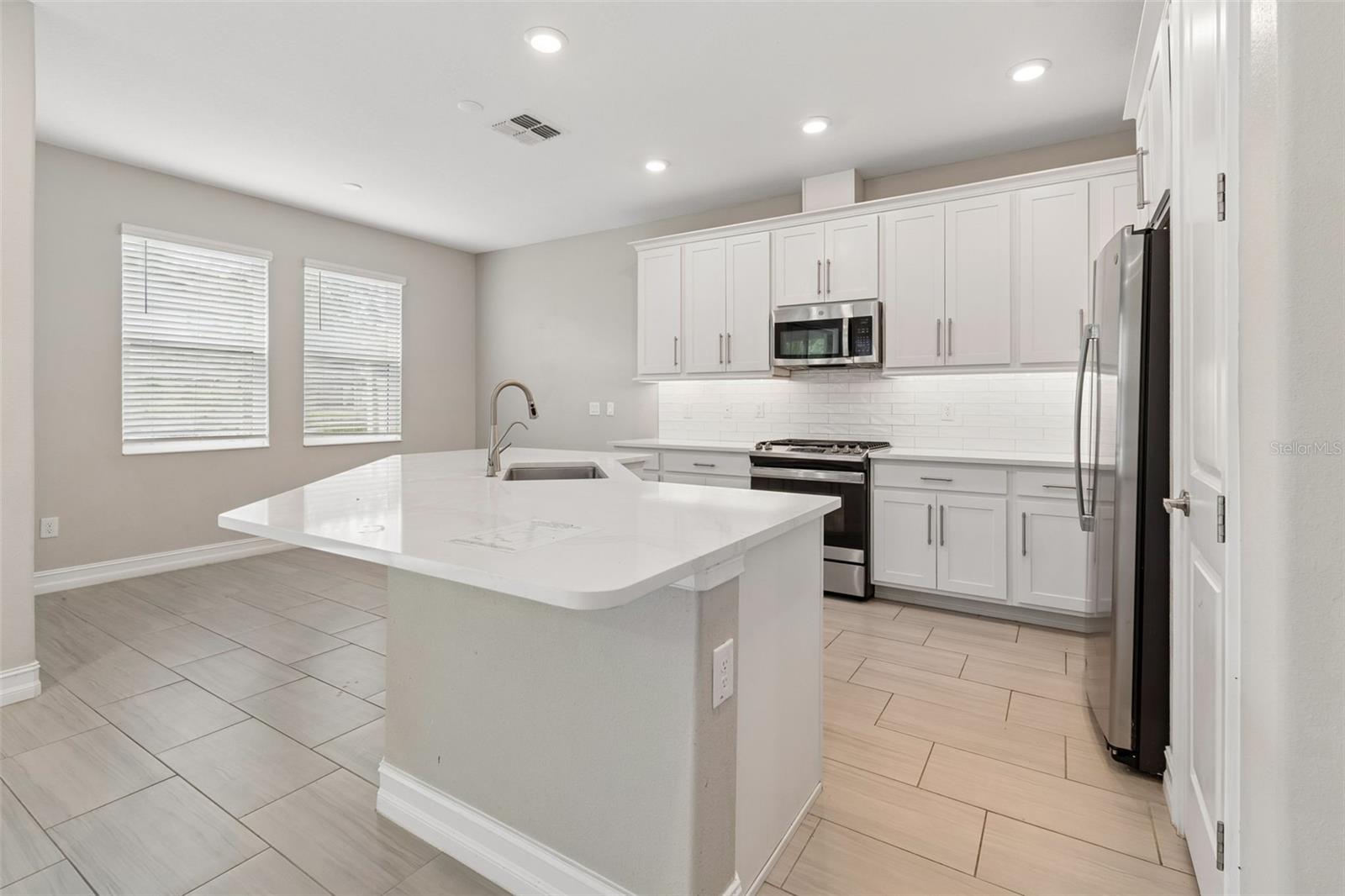 ESTANCIA PH 4 - Residential