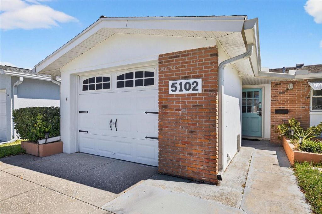 Photo of 5102 Blue Heron Drive, New Port Richey, FL 34652 (MLS # W7879560)