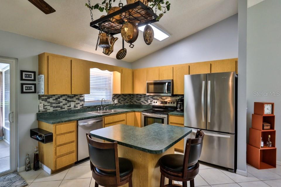 Florida Shores 01 - Residential