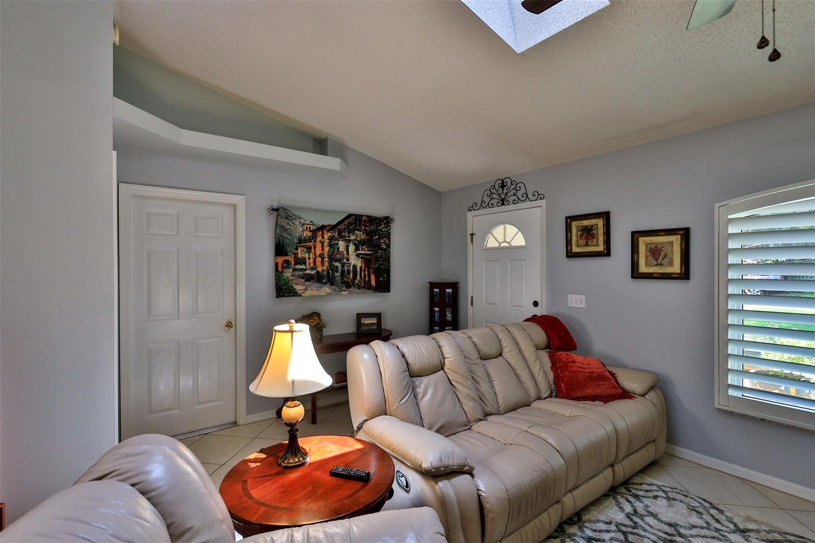 Florida Shores 01 - Residential