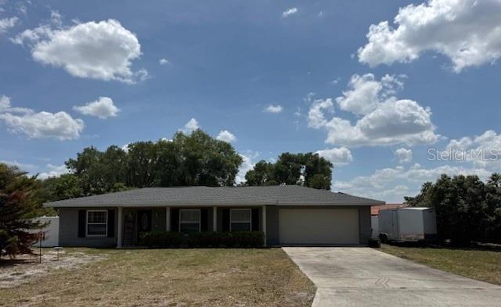 Photo of 1104 Yarnell Avenue, Lake Wales, FL 33853 (MLS # K4903484)