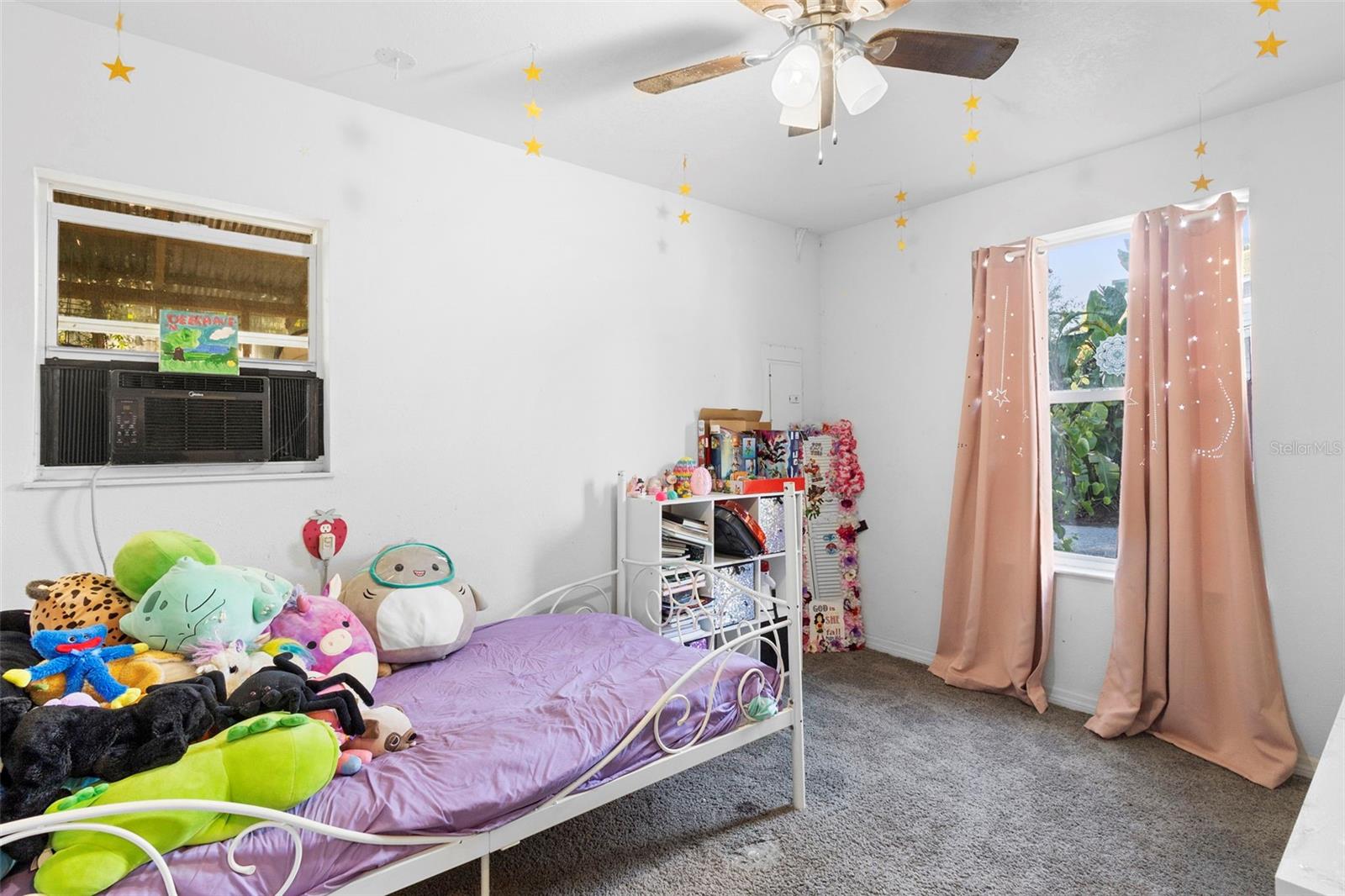 OAKWOOD SUB & PARCELS OPPOSIT - Residential