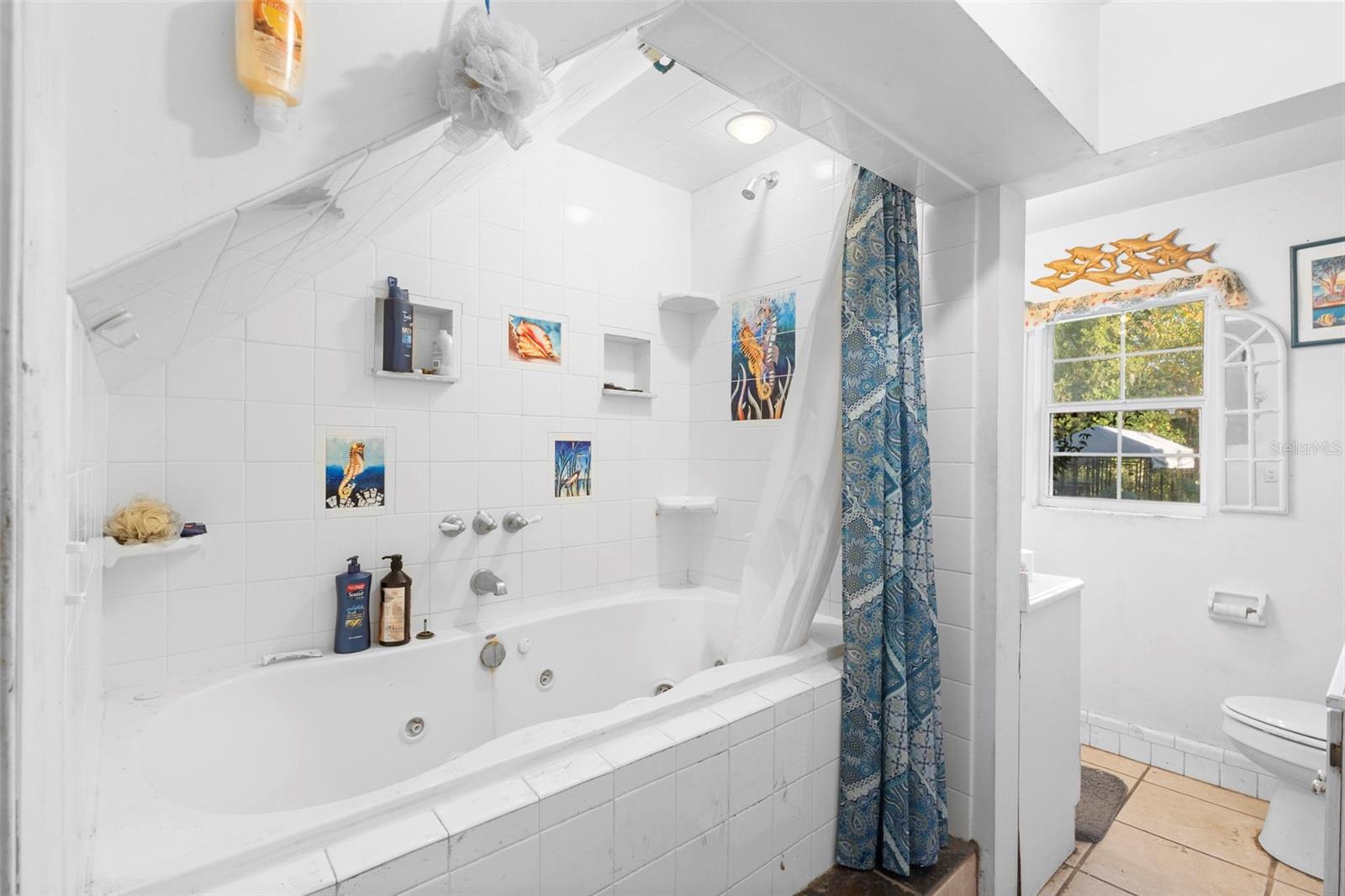 OAKWOOD SUB & PARCELS OPPOSIT - Residential