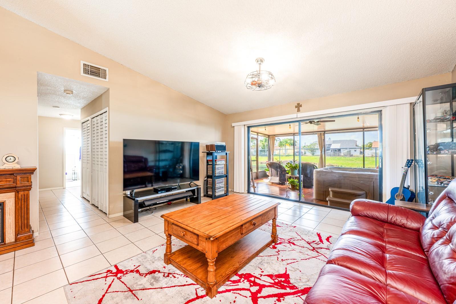 CURRY FORD WOODS - Residential