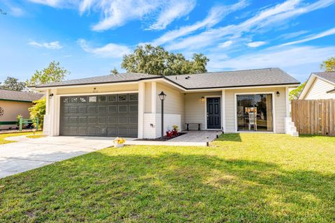 Photo of 3070 Curry Woods Drive, Orlando, FL 32822 (MLS # O6363452)