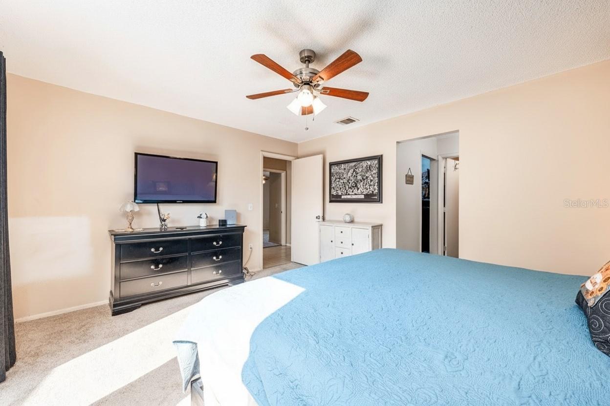 CURRY FORD WOODS - Residential