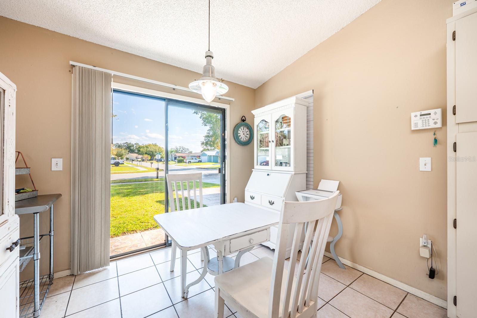 CURRY FORD WOODS - Residential