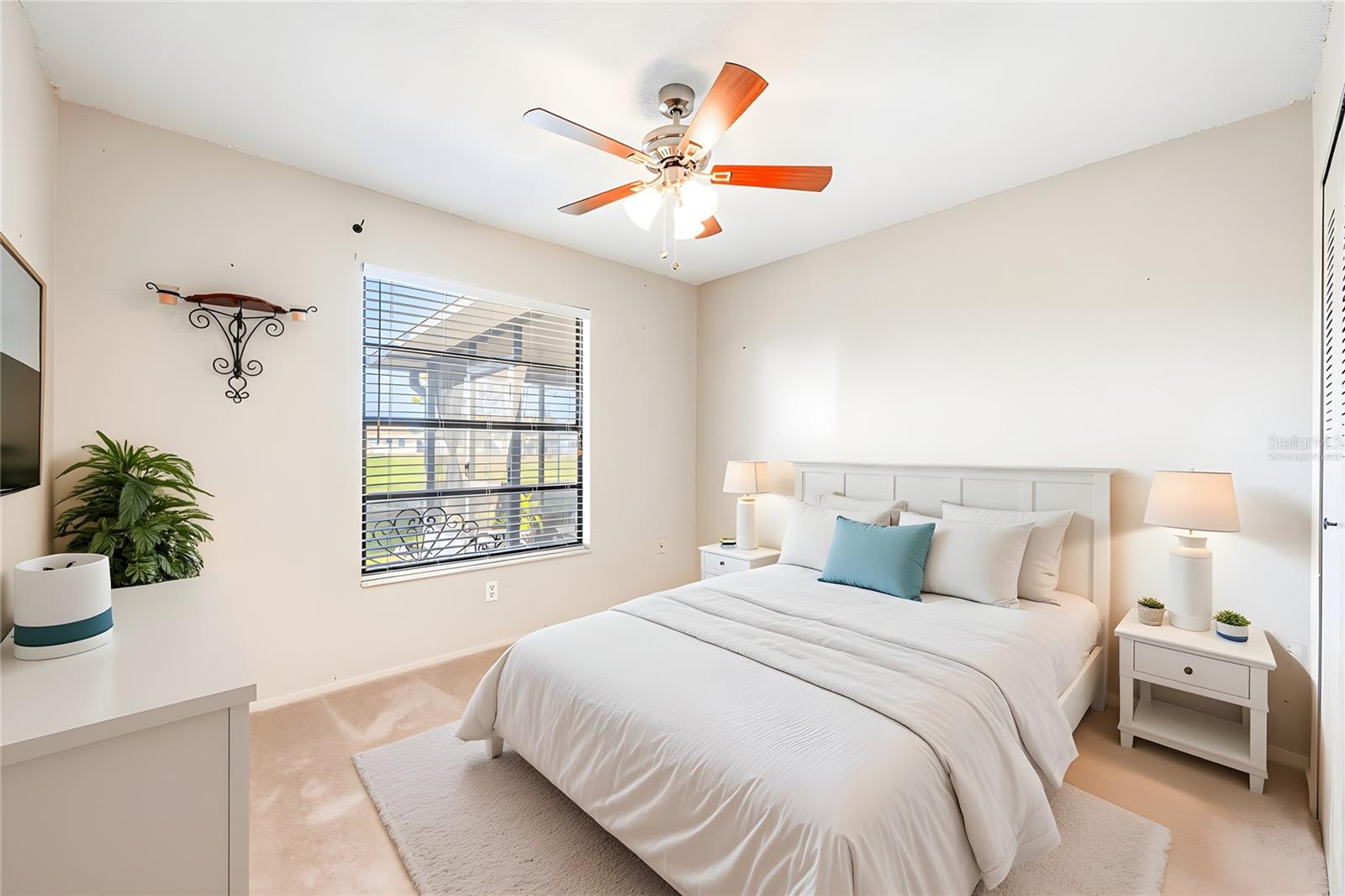 CURRY FORD WOODS - Residential