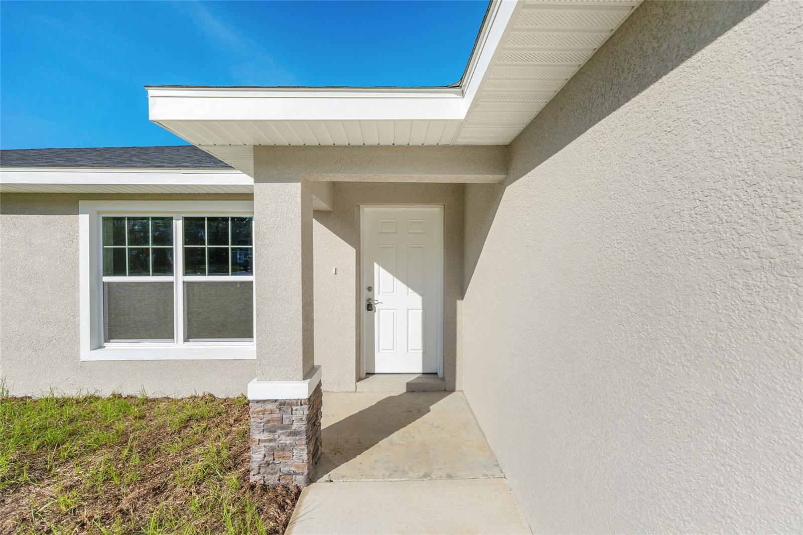 2 ASH DRIVE