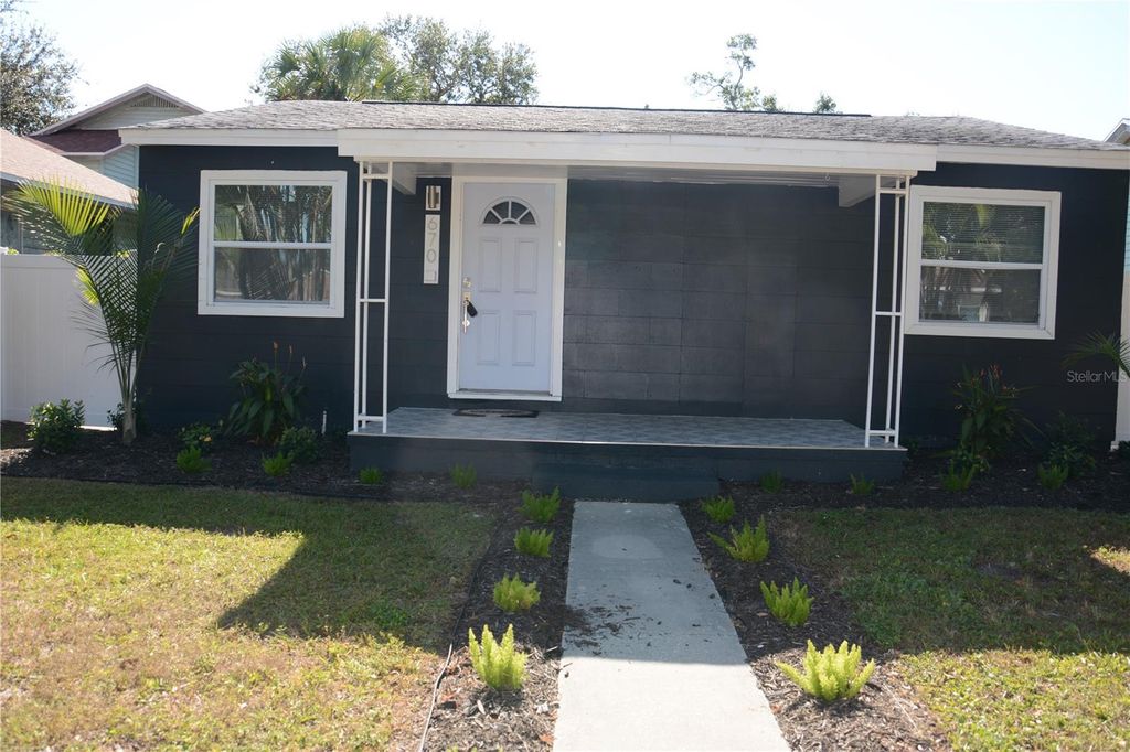 Photo of 670 16th Avenue S, St Petersburg, FL 33701 (MLS # TB8453249)