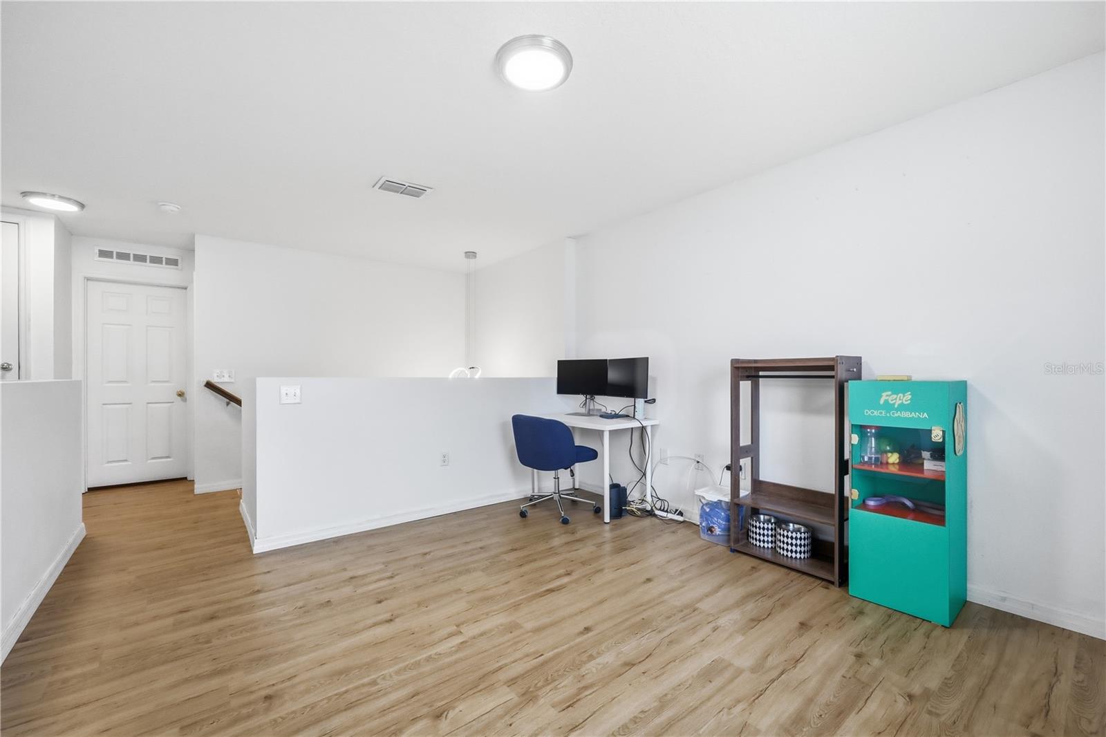 WOODLAND CREEK - Residential