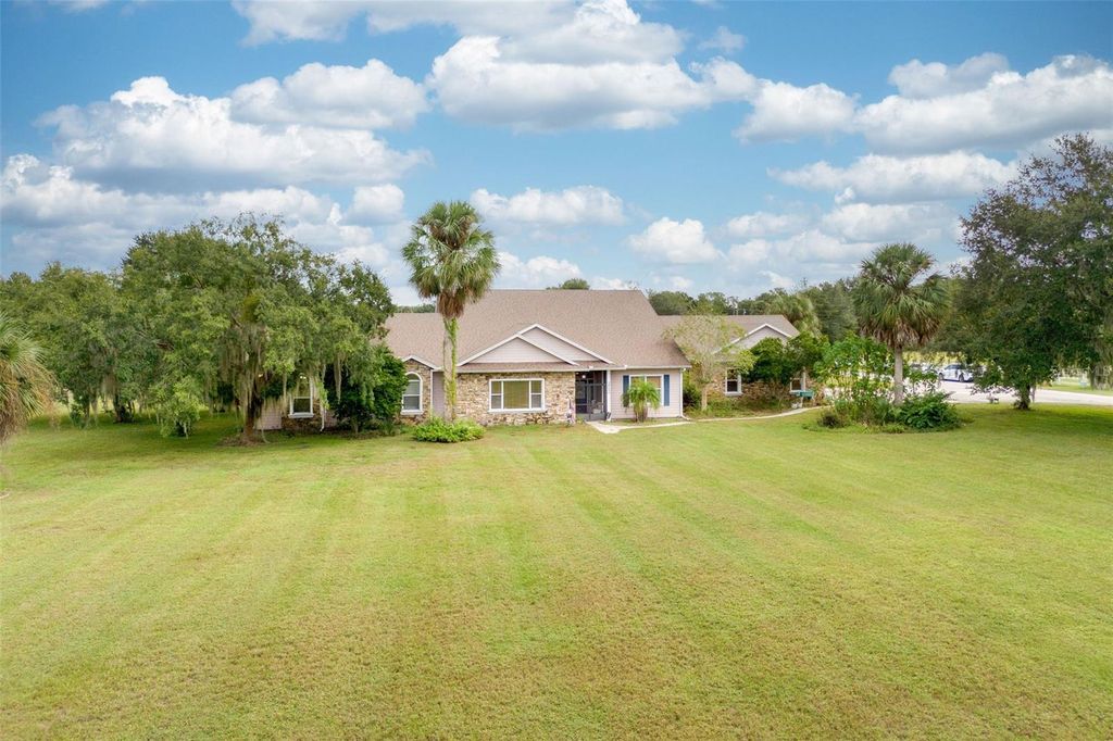 Photo of 39830 County Road 452, Leesburg, FL 34788 (MLS # O6349744)