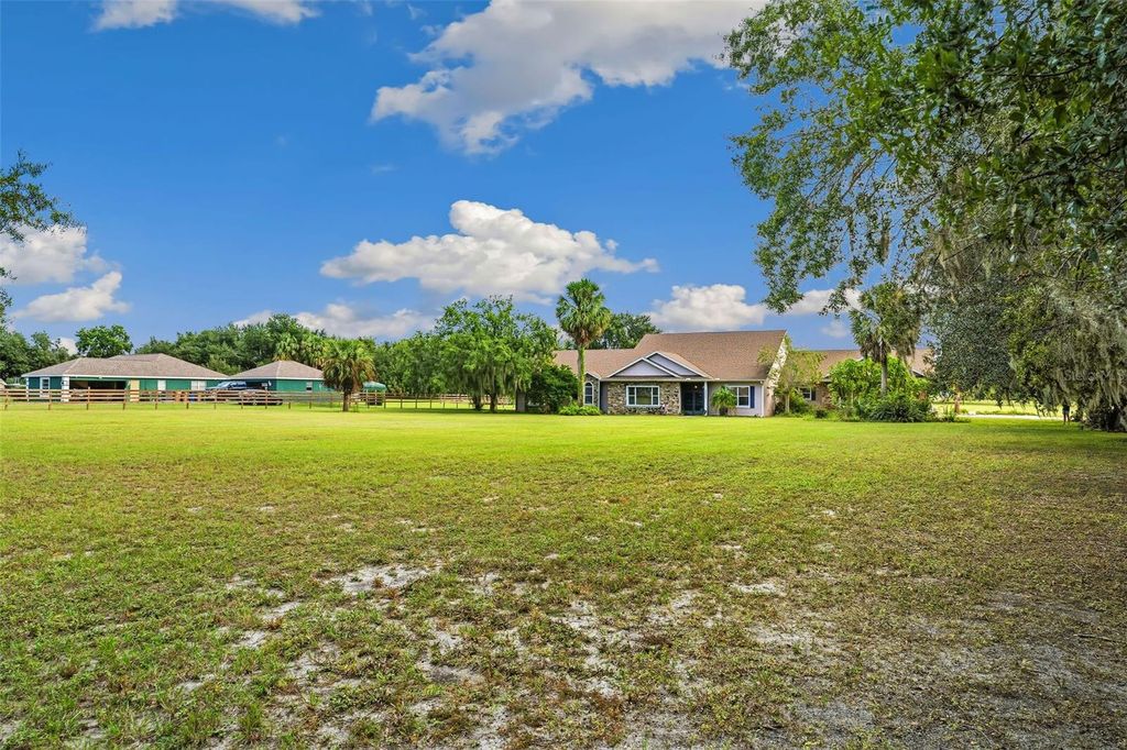 Photo of 39830 County Road 452, Leesburg, FL 34788 (MLS # O6349744)