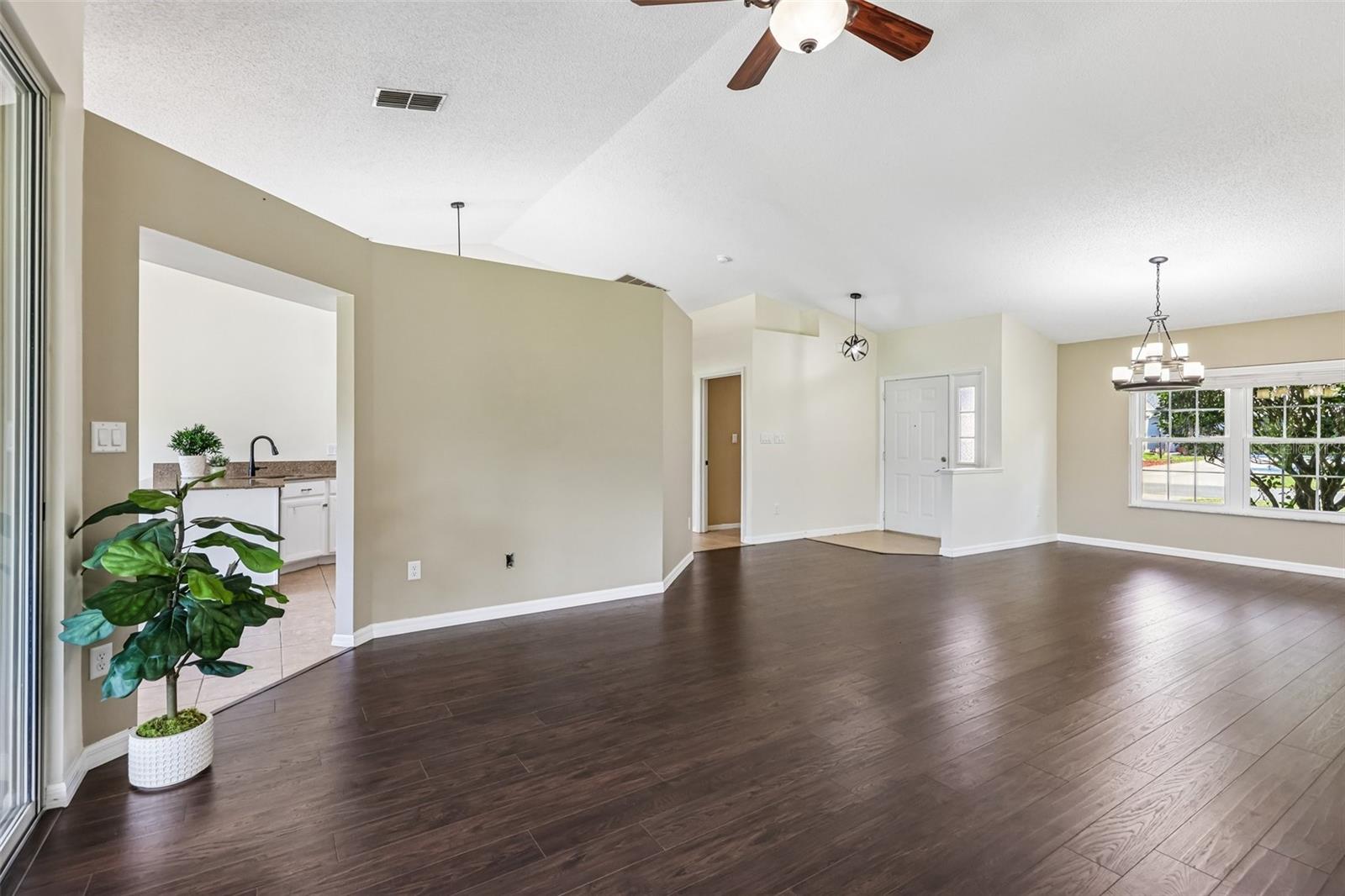 PLANTATION AT LEESBURG GLEN EAGLE VILLAGE TR A-E - Residential