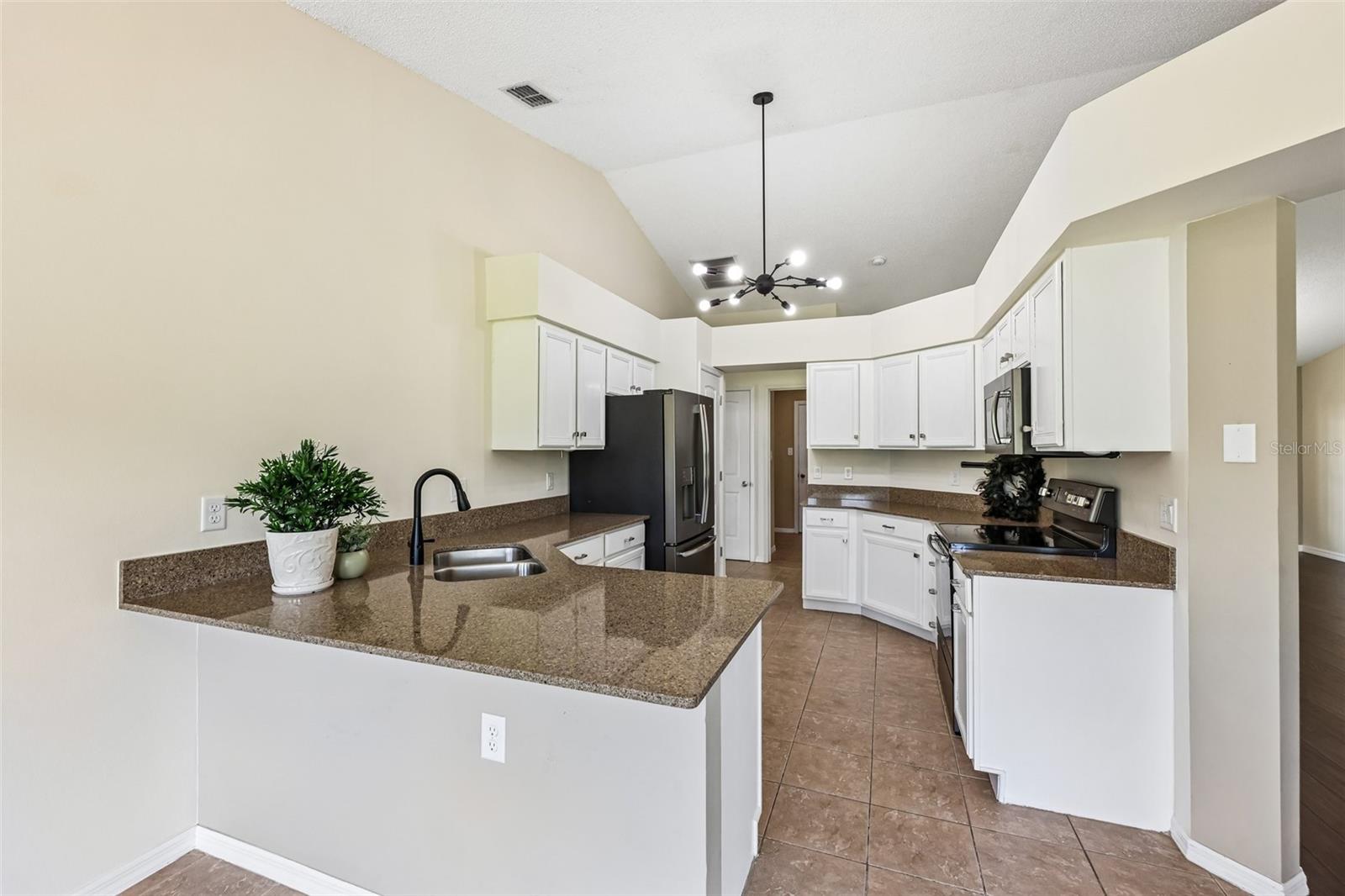 PLANTATION AT LEESBURG GLEN EAGLE VILLAGE TR A-E - Residential