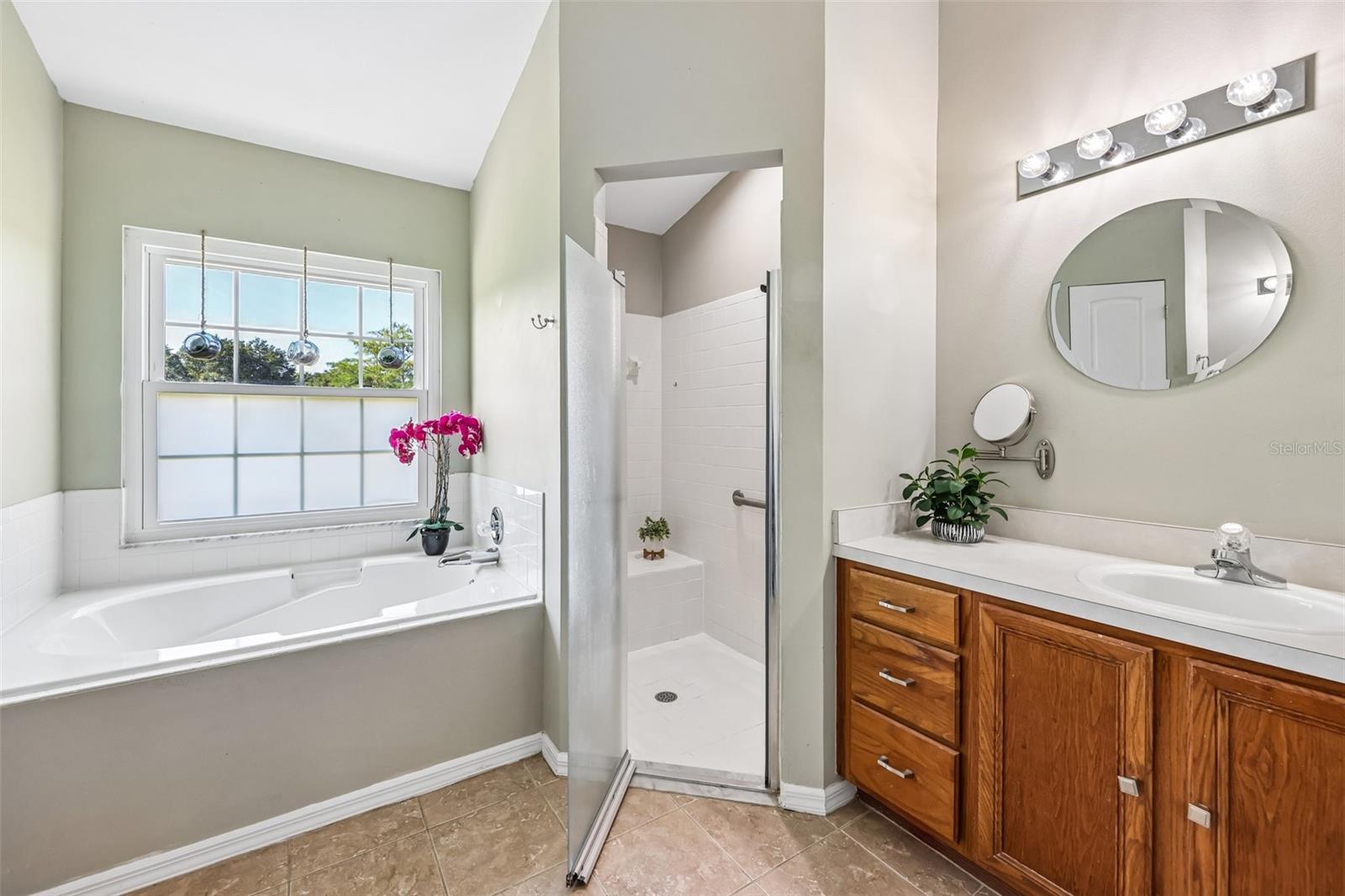 PLANTATION AT LEESBURG GLEN EAGLE VILLAGE TR A-E - Residential