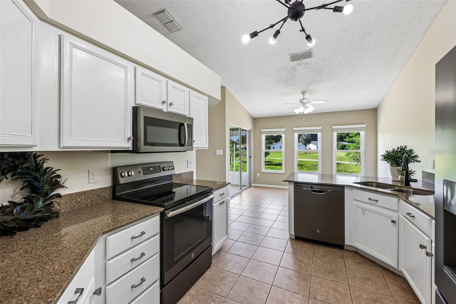 PLANTATION AT LEESBURG GLEN EAGLE VILLAGE TR A-E - Residential