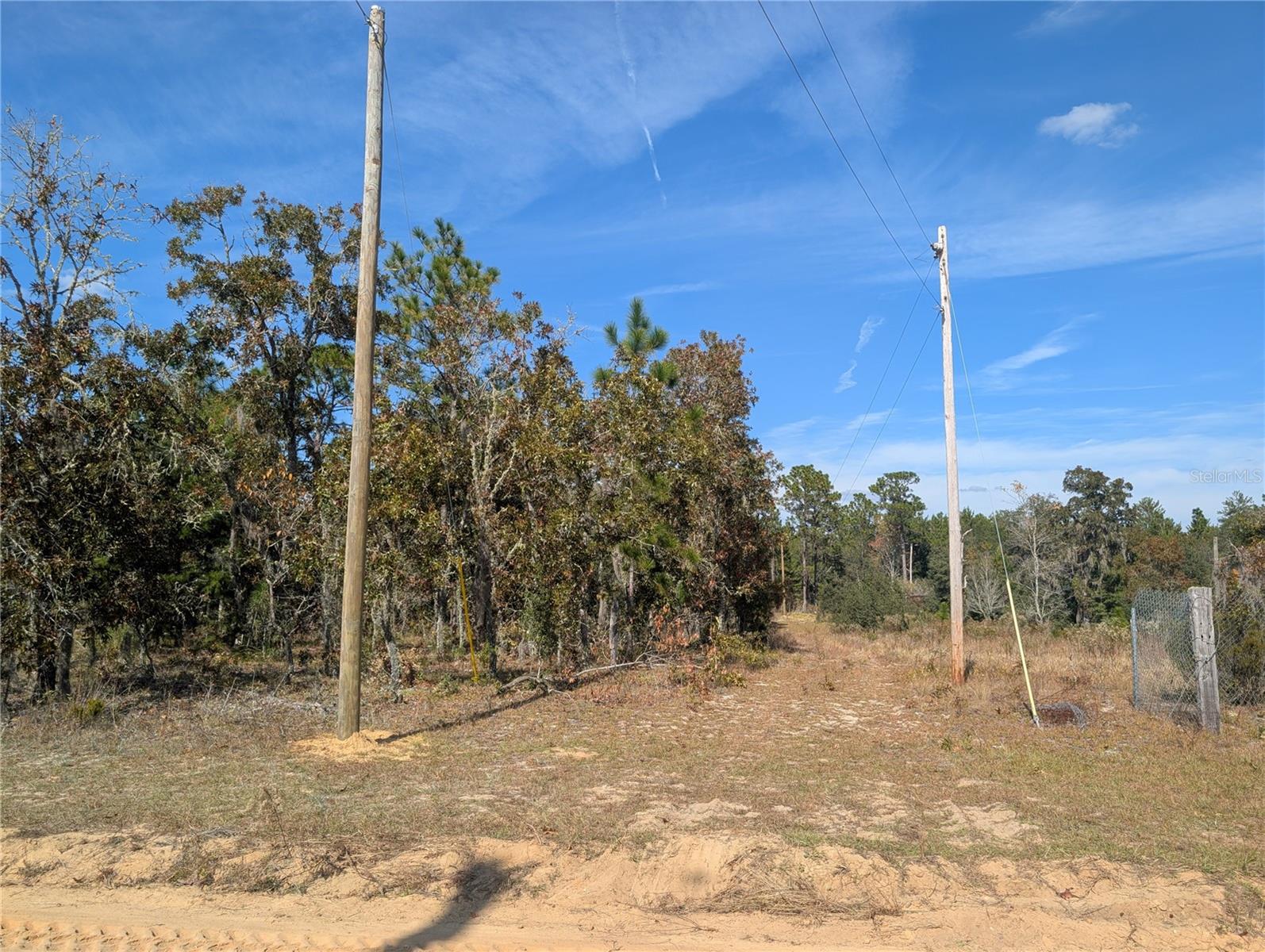 INTERLACHEN GARDENS - Land