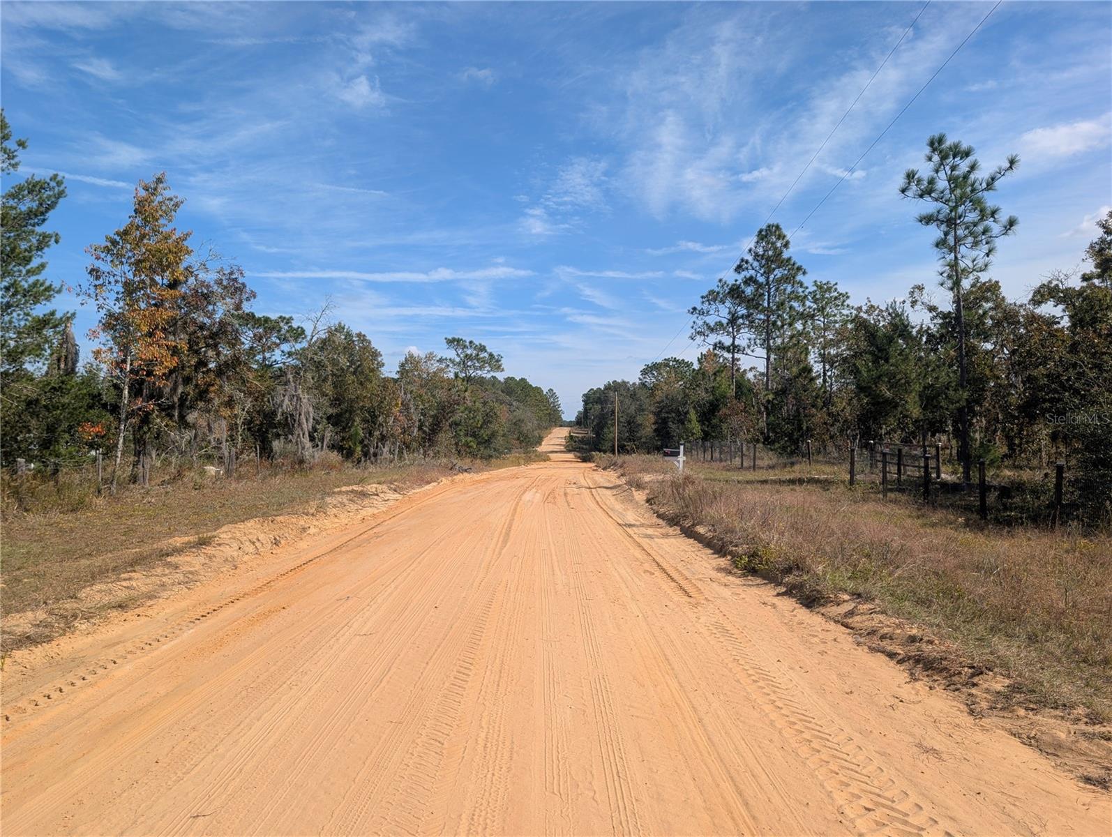 INTERLACHEN GARDENS - Land