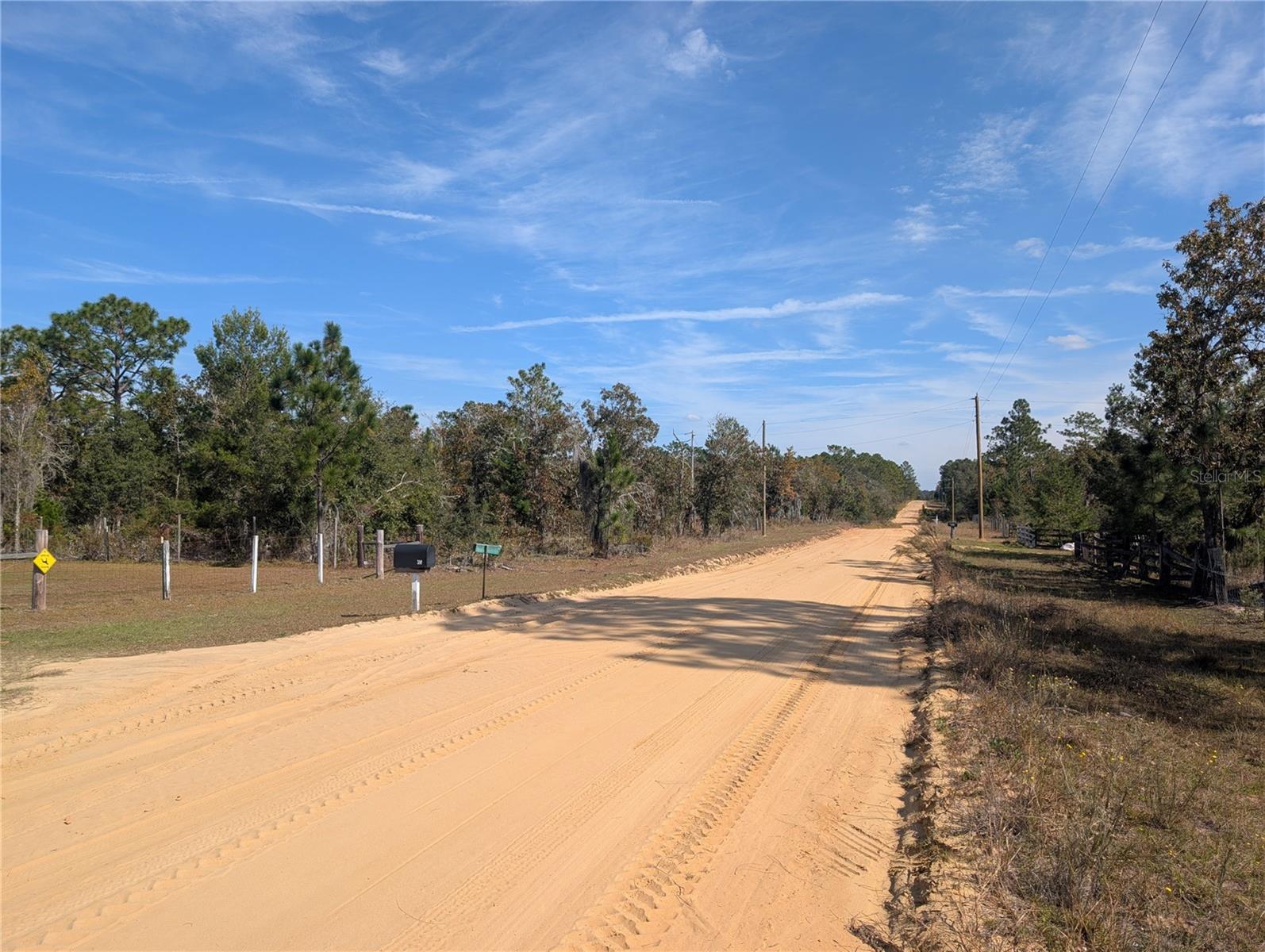 INTERLACHEN GARDENS - Land