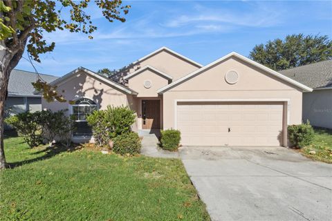 Photo of 1055 Bluegrass Drive, Groveland, FL 34736 (MLS # G5098561)