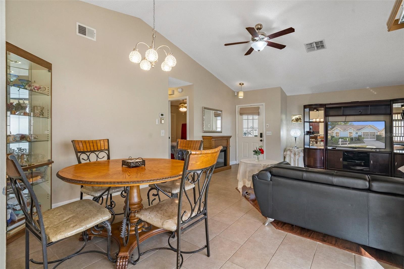 CEDARWOOD VILLAGE CONDO 01 - Residential