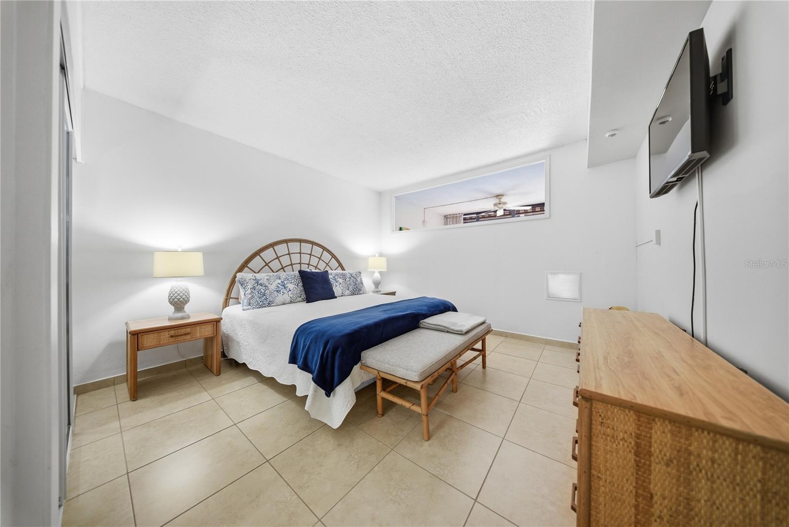 BEACH VILLAGE - Residential