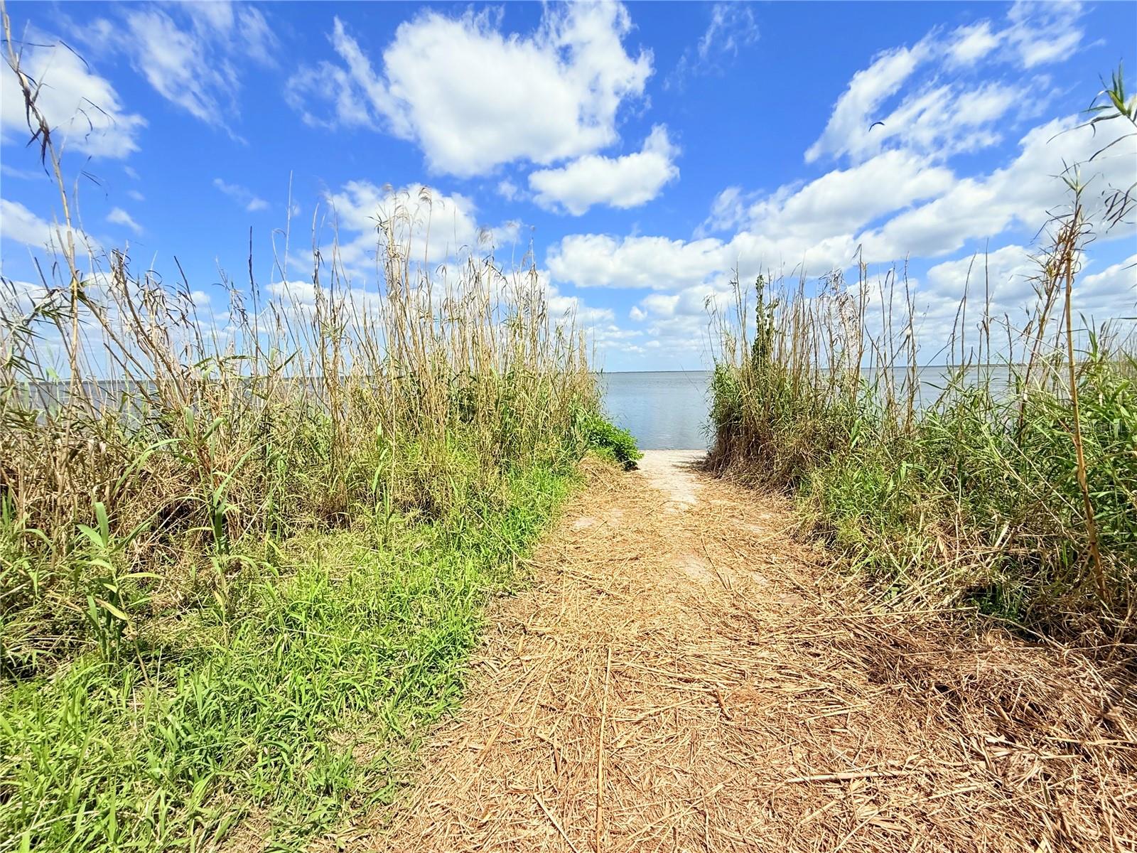KINGS LANDING AT LAKE JESSUP - Land