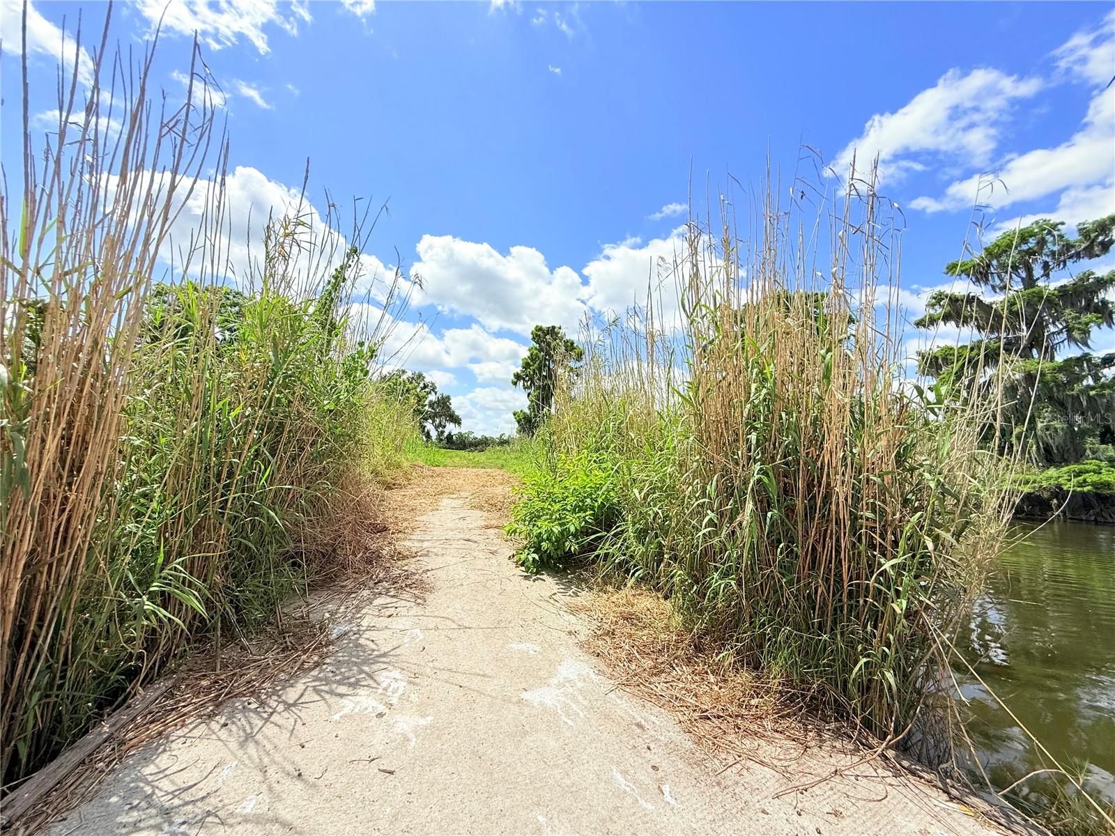 KINGS LANDING AT LAKE JESSUP - Land