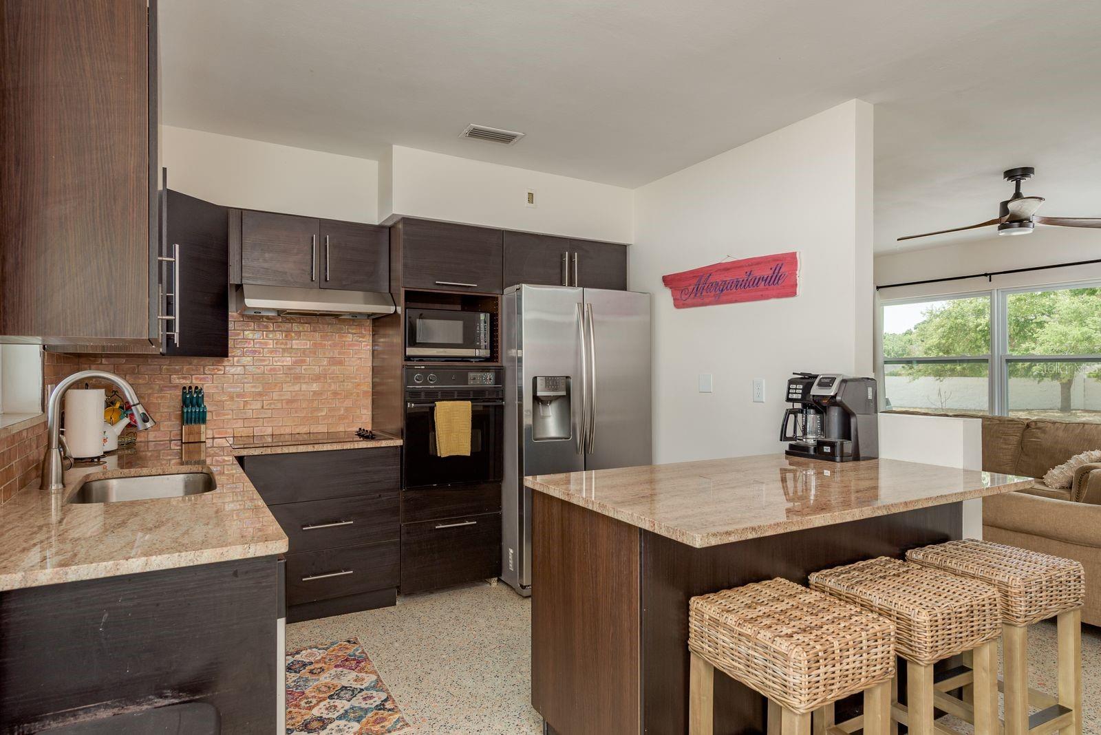 HARBOR HEIGHTS MANOR - Residential