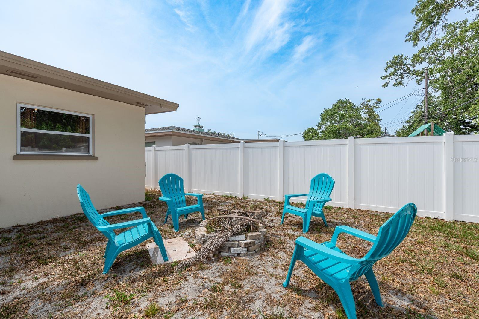 HARBOR HEIGHTS MANOR - Residential