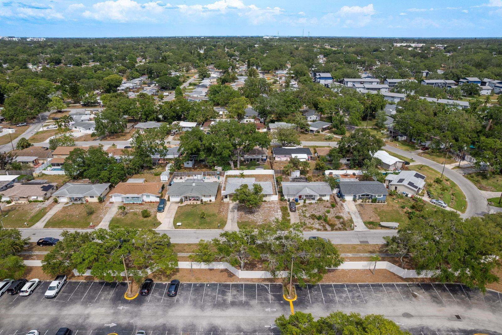 HARBOR HEIGHTS MANOR - Residential