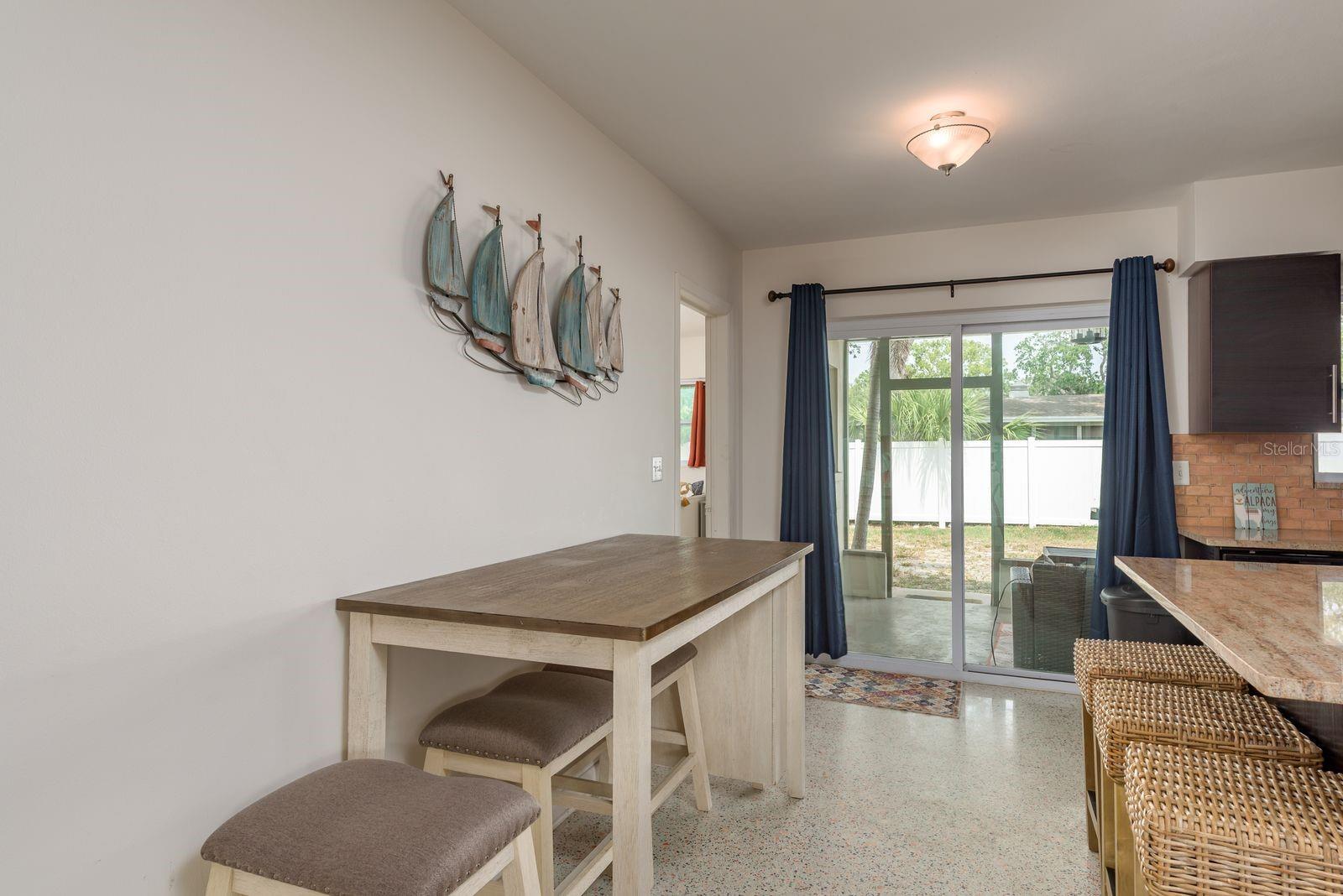 HARBOR HEIGHTS MANOR - Residential