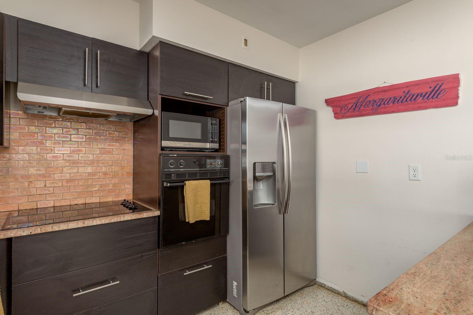 HARBOR HEIGHTS MANOR - Residential