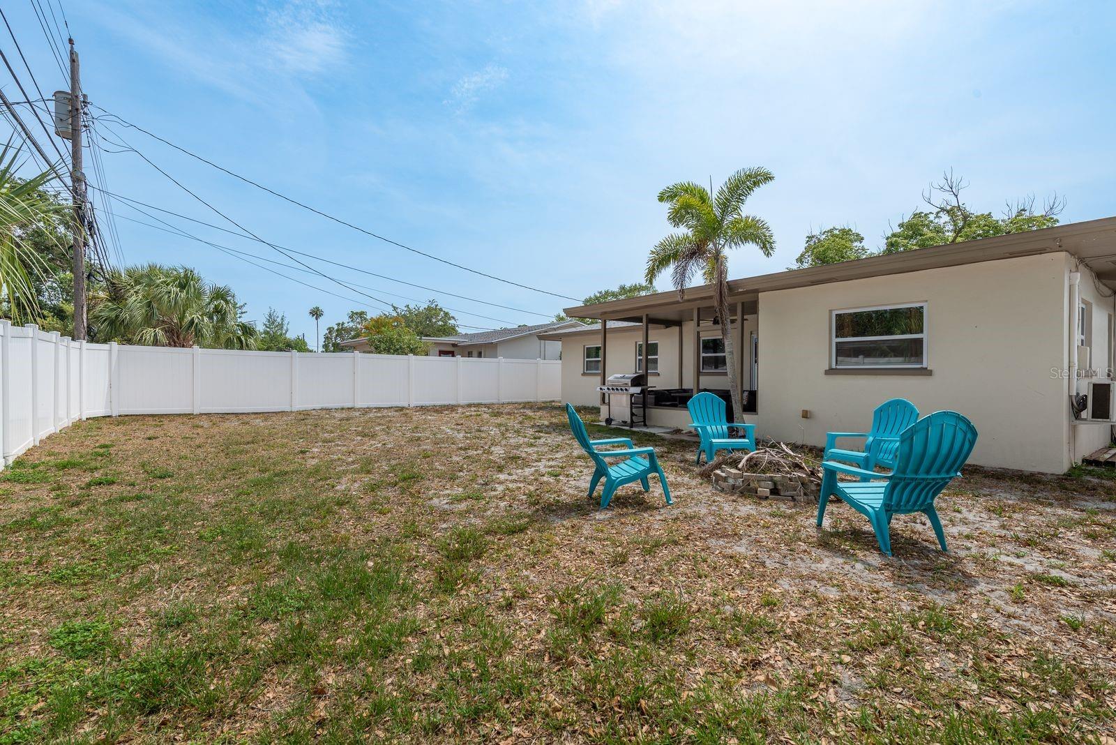 HARBOR HEIGHTS MANOR - Residential