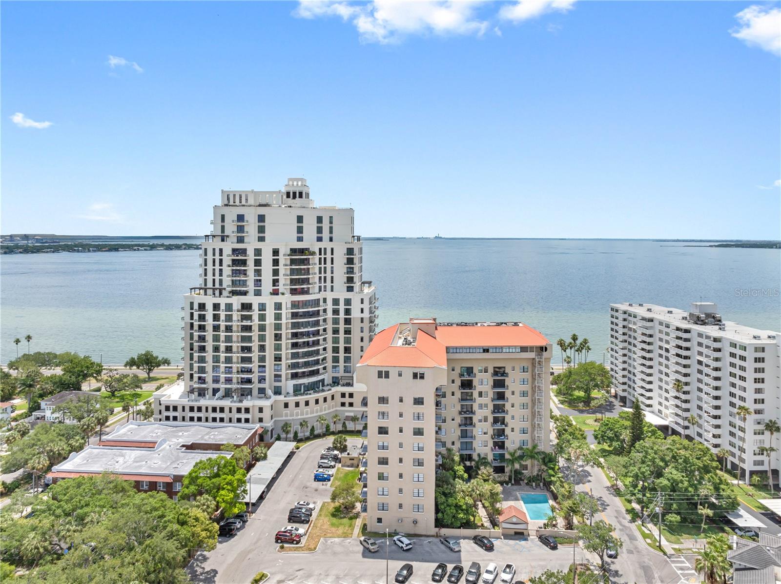 2109 BAYSHORE BOULEVARD 205