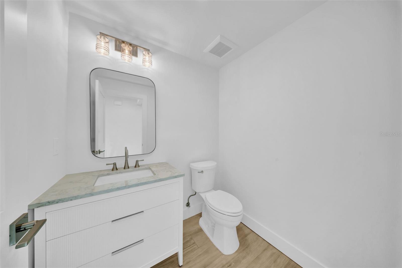 HENDERSON BEACH - Residential