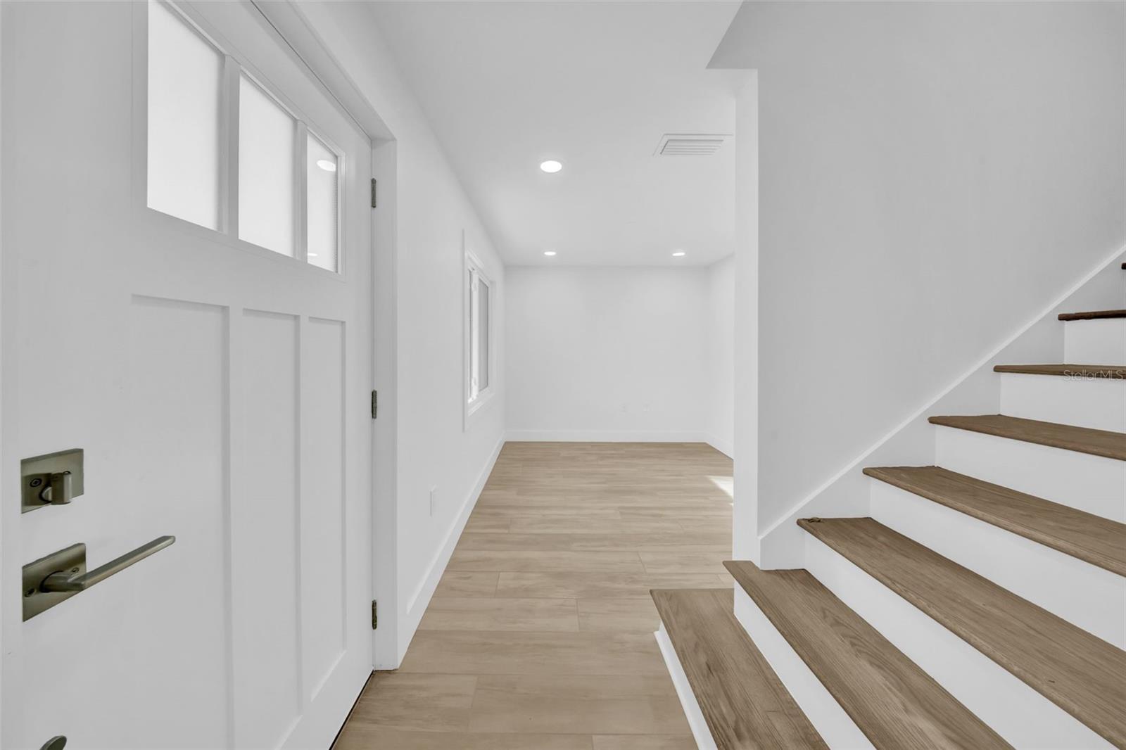 HENDERSON BEACH - Residential