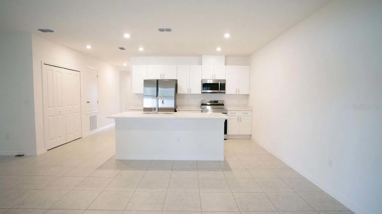 862 SW 80TH WAY