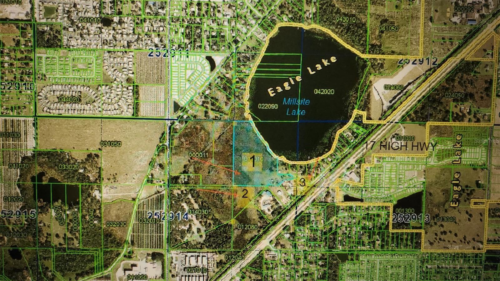 WATERFRONT PROPERTY * NO HOA * RESIDENTIAL/AGRICULTURE * FRONT LAKE * OWNER FINANCE * IN THE CITY * BUILDABLE * CLEAR LOT * GREAT OPPORTUNITY
Land has a combined parcel for a total of 28.56 ACRES BIG frontage with Millsite Lake. The entrance is for the 17 Hwy. This huge property has a lot of opportunities for sports, fishing, boating, and hiking in your own property. BUILDABLE property PLUS you can have business at the same time as Livestock, agriculture, RV park or any other business that requires lots of land. The perfect place is house and business together.
Close to the big parks Disney, Magical World, Universal, Magic Kingdon, restaurants, shopping centers and Legoland & Others.
Out there is a lot of bad information for first time builders. Buildable land with the appropriate assistance. The right architect can put your dream project together; Owner provides the opportunity of Owner Finance with a good downpayment. It's now or never to own this Millon dollars HUGE property for a fraction of the price.