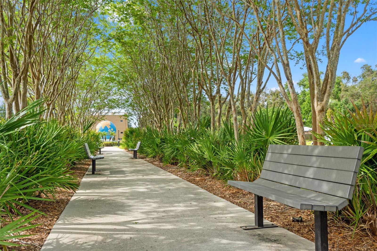 ON TOP OF THE WORLD - Residential