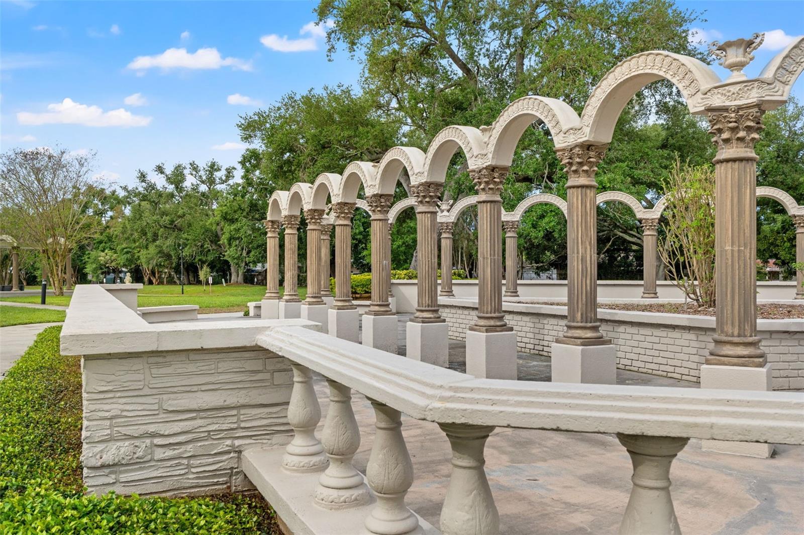 ON TOP OF THE WORLD - Residential