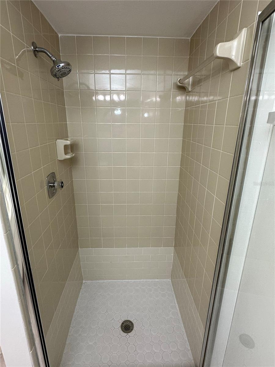 PONDS OF TARPON WOODS THE CONDO - Residential Lease
