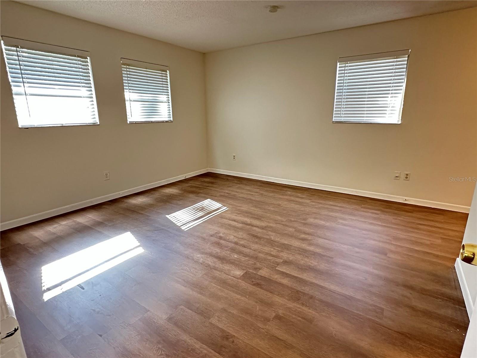 PONDS OF TARPON WOODS THE CONDO - Residential Lease